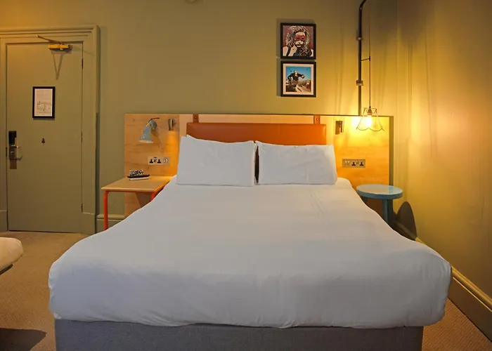 Animaux admis Grand Bristol By Sunday